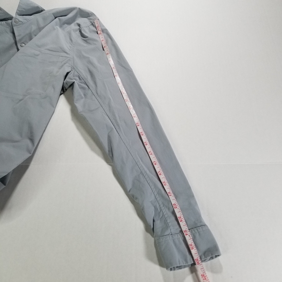 Lululemon Button Down Snap Lab Shirt Medium M Gray Collared Vented Casual Mens - Picture 9 of 9